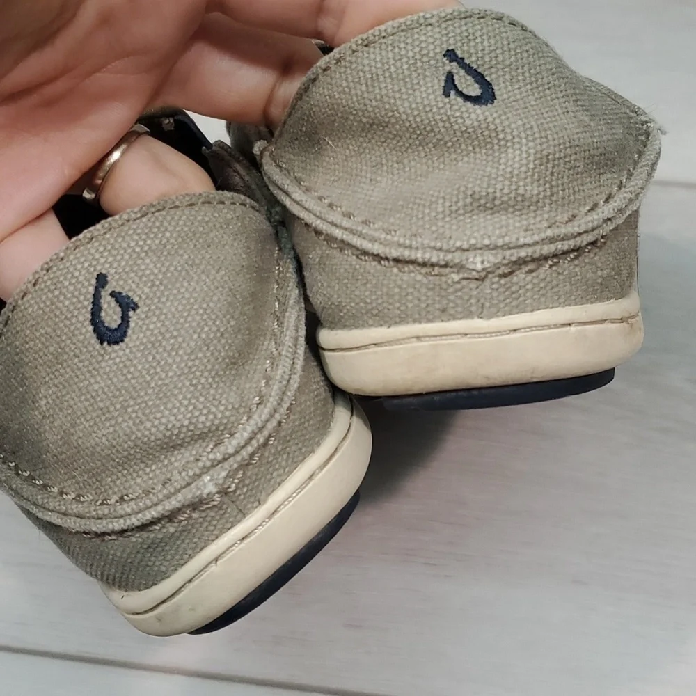 Olukai Kids Boys Nohea Lole Boys Textile Loafer Slip on shoes sz B1